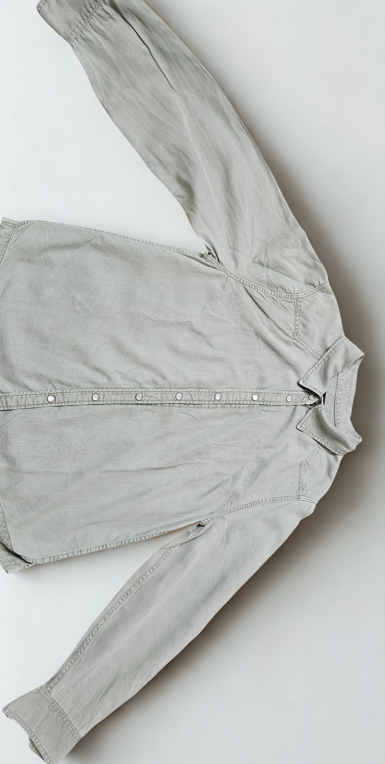 Mid-Wash Core Denim Shirt - Women