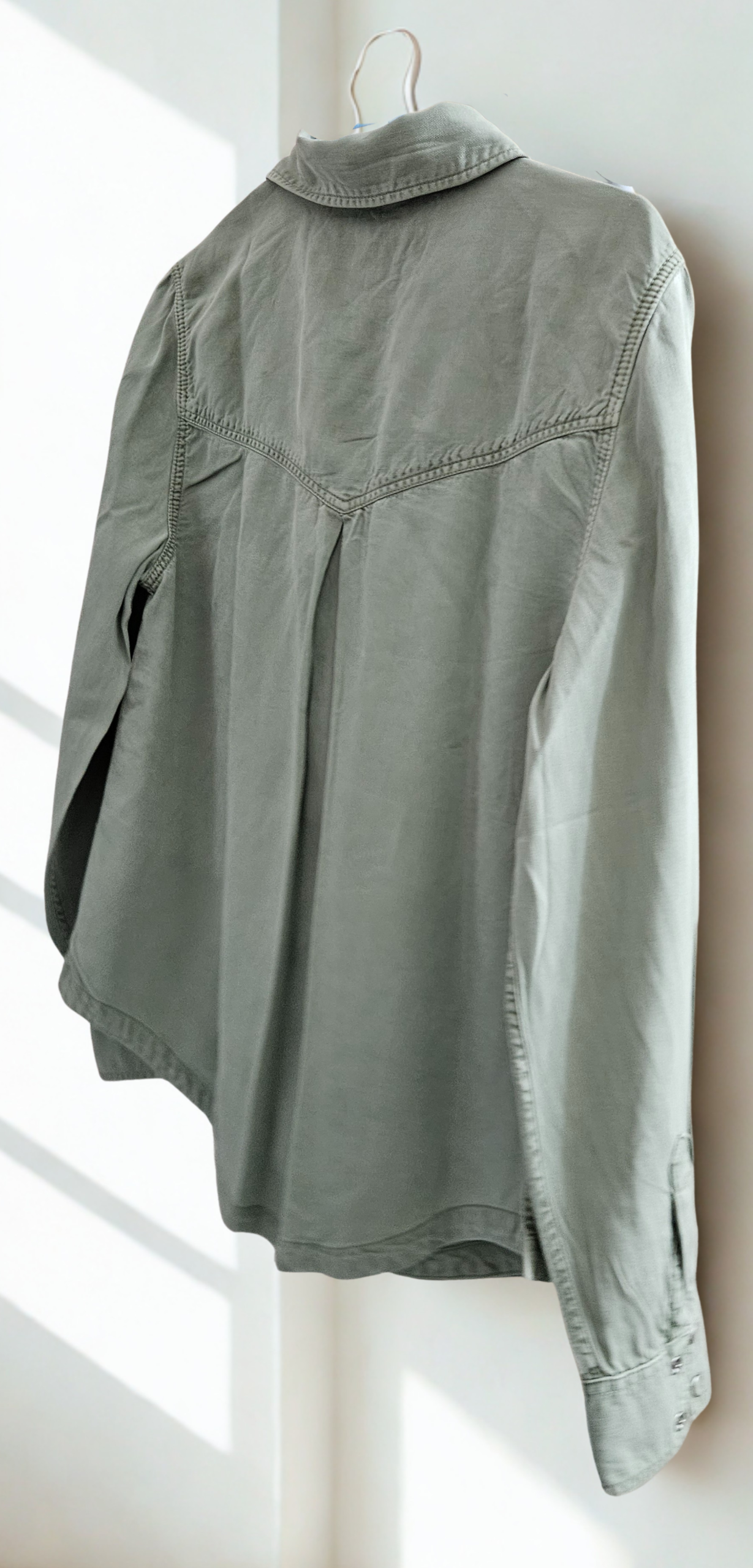 Mid-Wash Core Denim Shirt - Women